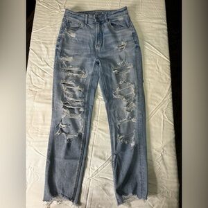 American Eagle Outfitters distressed | Mom jeans | 6 Long